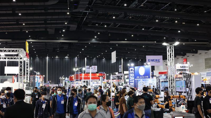 汽车智能工厂工业互联网平台：构建未来制造新生态